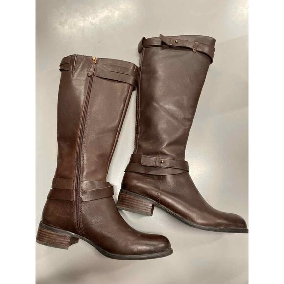 9 - Franco Sarto Boot - Picture 1 of 5